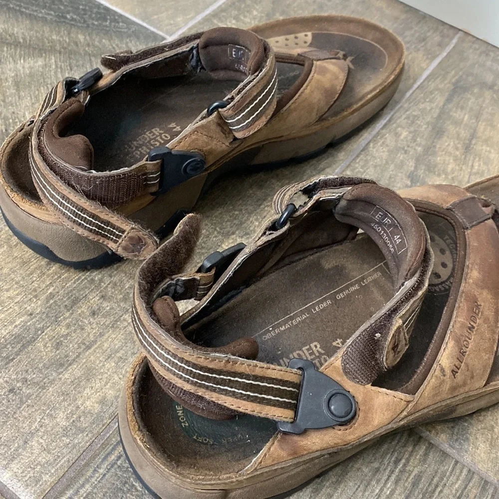 Mephisto allrounder brown leather sandals size 10.Eur44